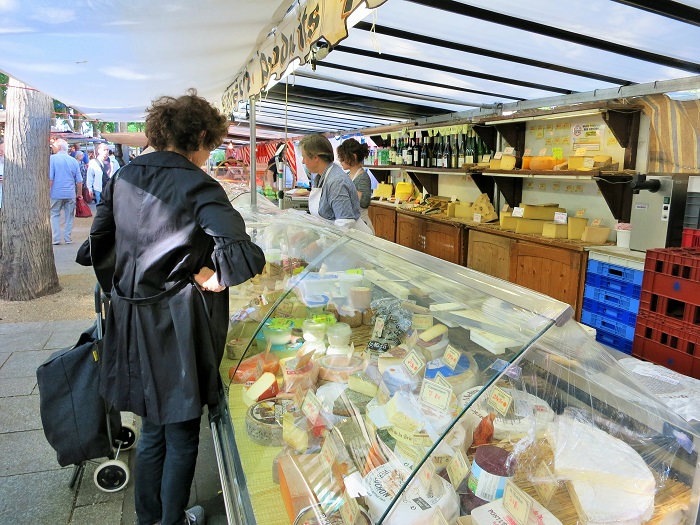 Artisan cheese stall at the Bastille Market | Paris