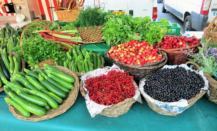 Fresh fruit and vegetables at the Bastille market in Paris
