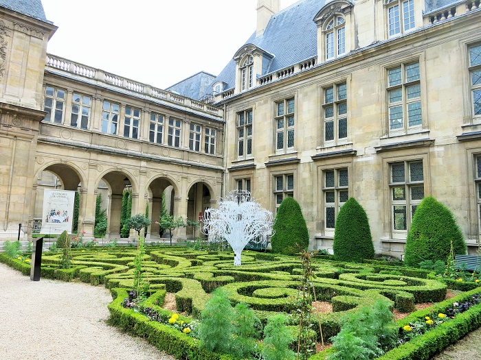 Musee Carnavalet building and garden in Paris